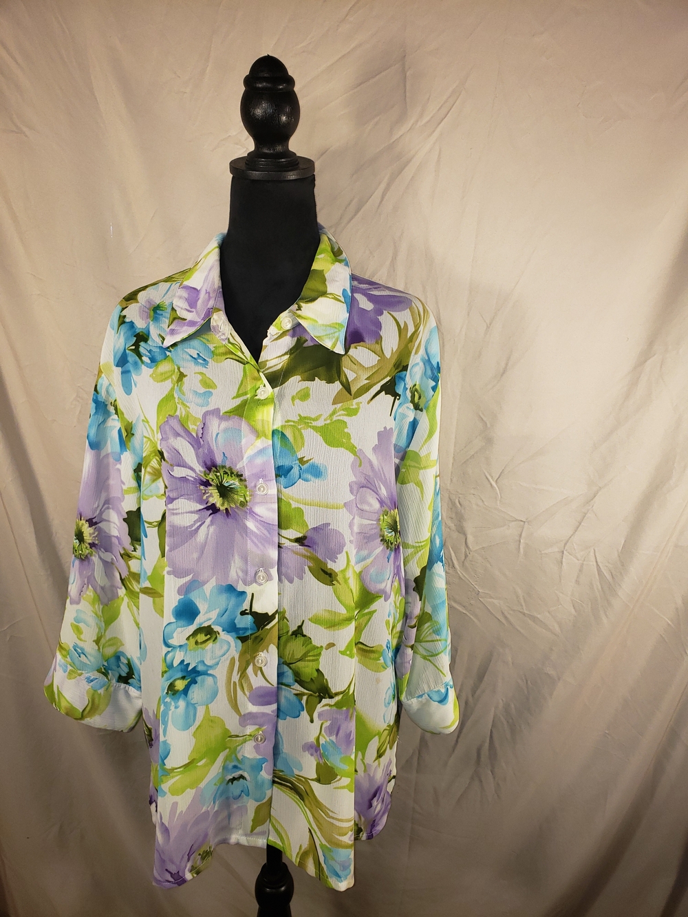 Floral Button-Front Women’s Blouse - Lavender & Aqua
